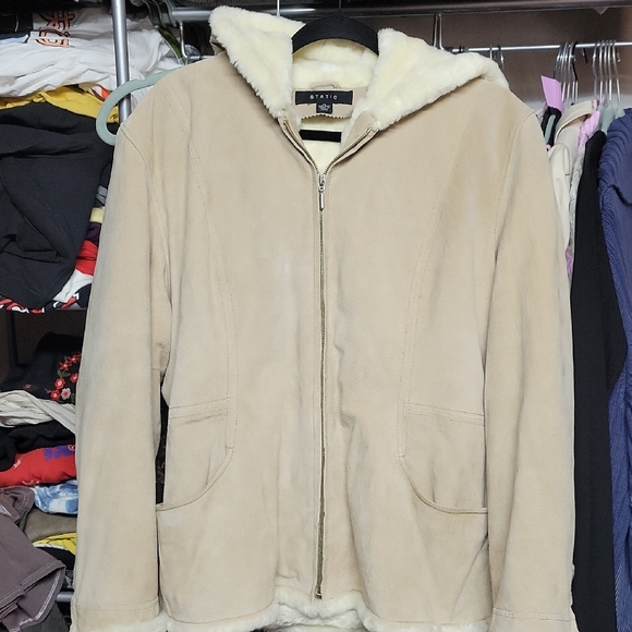 Static Jackets & Blazers - Leather Size XL winter Coat.  Faux Fur Lined Zip-Up Jacket With a HOOD!!! NWOT
